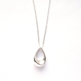 シルバー | なみだ型トップロングチェーンネックレス | monamona