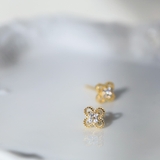 ピアス 金属アレルギー対応 つけっぱなし ダイヤ 四つ葉 18k 小さめ | Noelmarket | 詳細画像5 