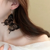 大ぶりブラックバタフライピアス 存在感抜群 イベント | SLENDER | 詳細画像2 