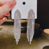 シルバー | キラキラタッセルラインストーンピアス 存在感抜群 ポストシルバー925 | SLENDER