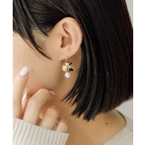 GD | 【ear PAPILLONNER】ポンポンフラワーピアス | PAL GROUP OUTLET