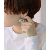 GR | 【ear PAPILLONNER】フラワーボールピアス | PAL GROUP OUTLET