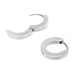 シンプルシルバーのちびフープピアス輝きすぎないマットな色味がいい | アクセサリーショップPIENA | 詳細画像2