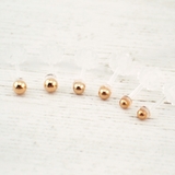 4つのカラーバリエーションと3種類の大きさ 使いやすいボールピアスのセット ノン… | アクセサリーショップPIENA | 詳細画像7 