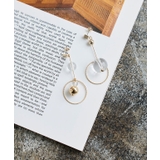 アシンメトリークリアボールピアス ピアス トレンド | Pierrot | 詳細画像5 