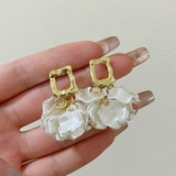 ゴールド | 花びらのドロップ ピアス 韓国ファッション | RAKUku