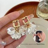 花びらのドロップ ピアス 韓国ファッション | RAKUku | 詳細画像1 