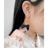 ブラック | クリスタルムーンリボンピアス | ROJITA