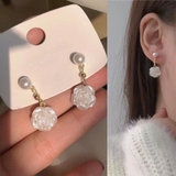 揺れる ピアス 花 | shoppinggo | 詳細画像2