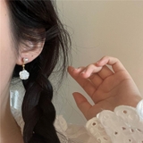 揺れる ピアス 花 | shoppinggo | 詳細画像9