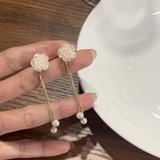 ホワイト | ピアス パール レディース 揺れるピアス 人気アクセサリー パーティーピアス | shoppinggo