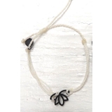 ホワイト | プラヴィダブレスレット LOTUS BITTY CHARMS  | BACKHEAD