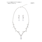 フラワーモチーフティアドロップビジュイヤリング&ネックレスセット 2点セット | Tika | 詳細画像4