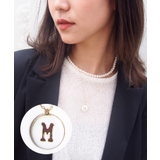 イニシャルM | SALON 白いエポのせイニシャルペンダント ゴールド | TRANSIT ACCSESSORY