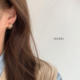 GLDE(イヤリング) | トリプルCイヤリング 3連メタル イヤーカフ風 | VICTORIA