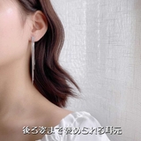 シルバーフリンジイヤリング 揺れる 【トレンド】 | VICTORIA | 詳細画像3