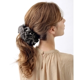 チャコールグレー | ふんわりシフォンのバナナクリップ/シンプル/ヘアアクセサリー H-24 | 神戸ヴァンテーヌ