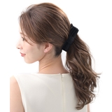 オリーブ | ベーシックリボンバナナクリップ クラシカル スクエアリボン | VINGTAINE