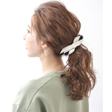 フェイクレザーシンプルリボンバナナクリップ エレガント オフィス | VINGTAINE | 詳細画像16 