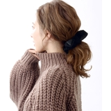 ブラック | ベルベットツイストリボンバナナクリップ エレガント ヘアクリップ | VINGTAINE