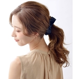 ネイビー | サテンリボンバナナクリップ かわいい 大人っぽい | VINGTAINE