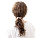 エナメル調ひねりリボンポニーフック ヘアカフ シンプル | VINGTAINE | 詳細画像9 