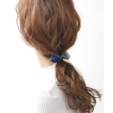 エナメル調ひねりリボンポニーフック ヘアカフ シンプル | VINGTAINE | 詳細画像12 
