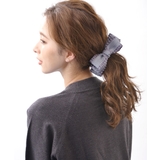 グレー | フリルリボンバナナクリップ 大人可愛い ヘアクリップ | VINGTAINE