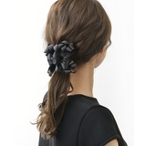 ブラック | グログランループリボンバンスクリップ ハーフアップ ヘアクリップ | VINGTAINE
