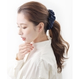 ネイビー | バナナクリップ リボン サテン | VINGTAINE