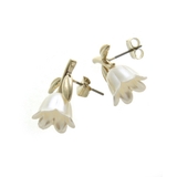 ホワイトフラワーピアス イヤリング パール調 | VINGTAINE | 詳細画像4