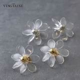 クリアフラワーピアス イヤリング 抜け感 | VINGTAINE | 詳細画像1
