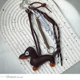 チョコ | ダックス＆コードミックスチャーム | Vita Felice