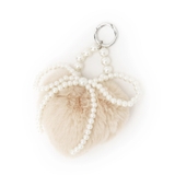 ピンクベージュ(053) | ハートフェイクファーチャーム | Couture brooch