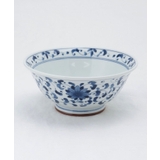 藍凛堂 麺鉢 菊唐草 | 212 KITCHEN STORE | 詳細画像1